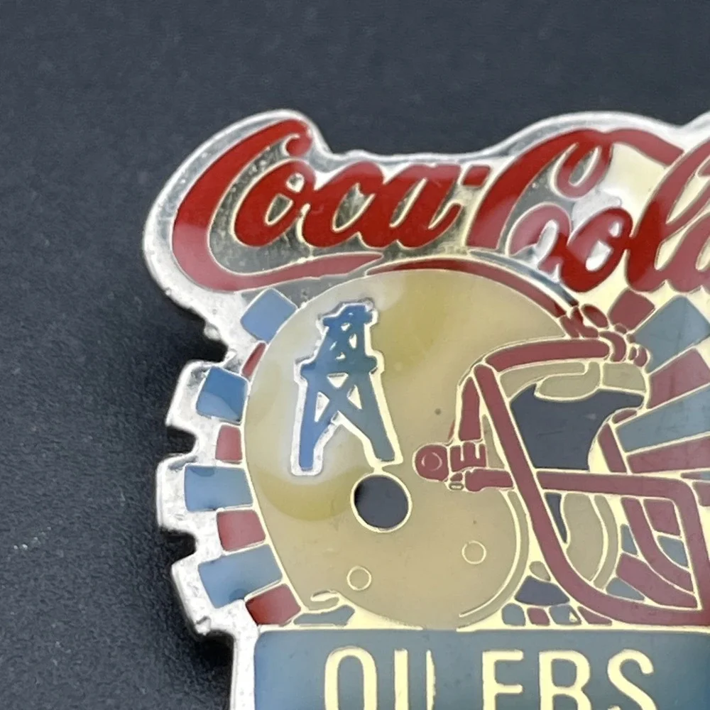 Vintage Coca-Cola Coke Houston Oilers Helmet NFL Football Lapel‎ Hat Pin
